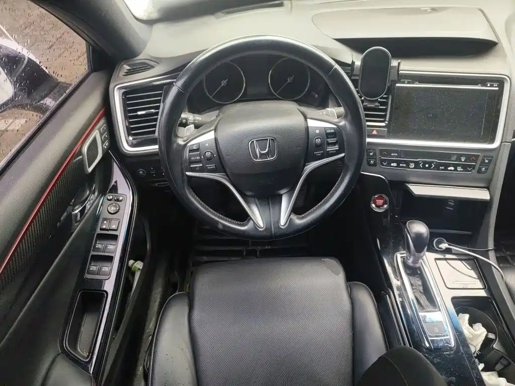Honda Spirior 2016 — фото 3