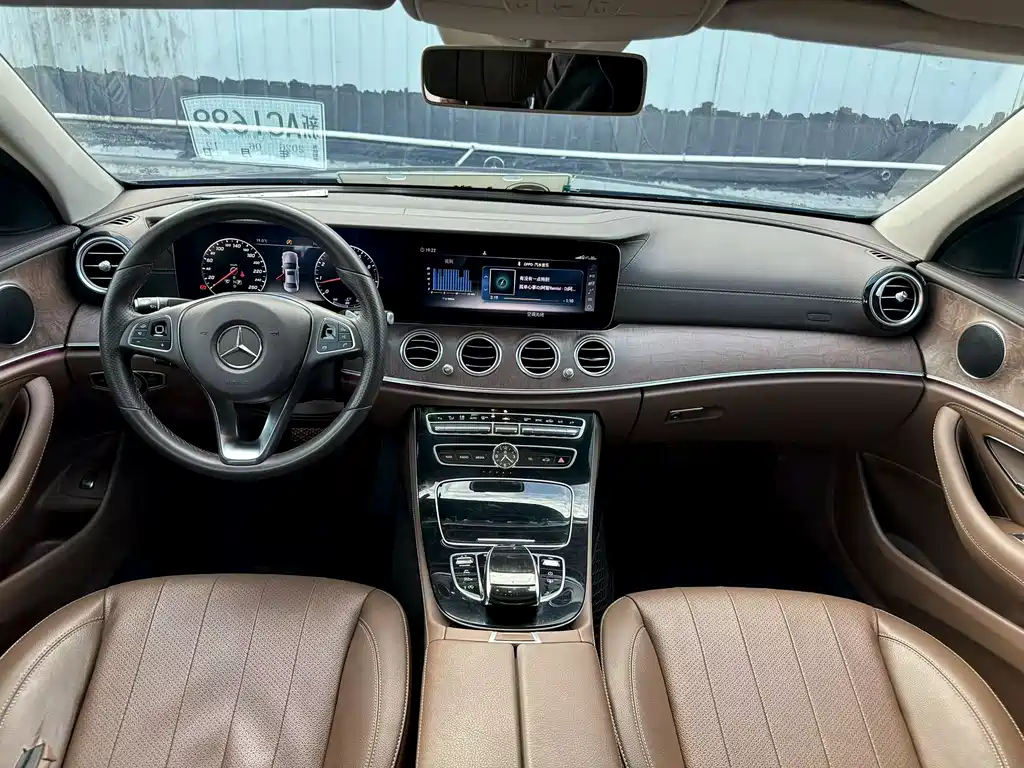Mercedes-Benz E-Class 2017 — фото 5