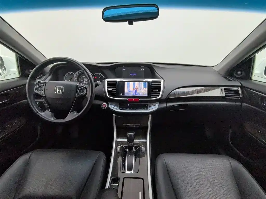 Honda Accord 2014 — фото 5