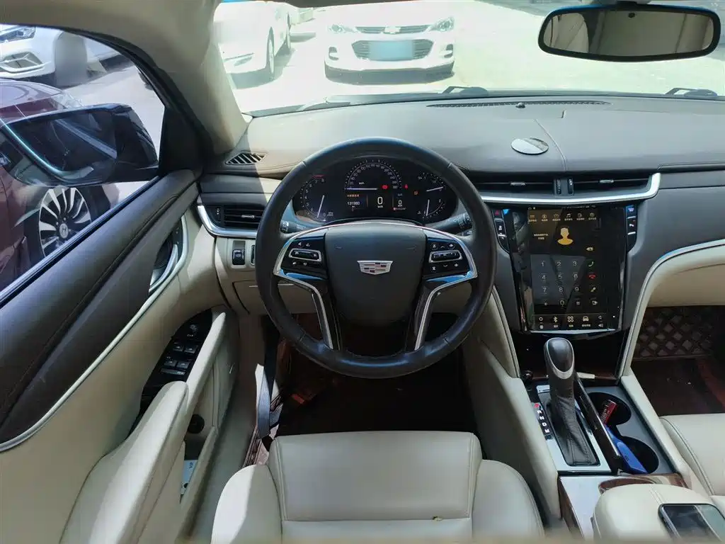 Cadillac XTS 2017 — фото 11