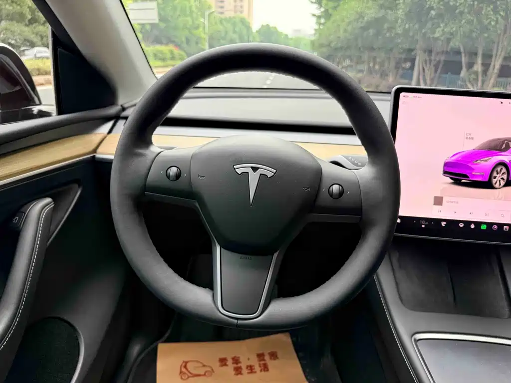 Tesla Model Y 2022 — фото 14