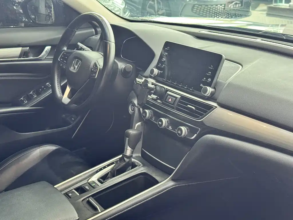 Honda Inspire 2021
