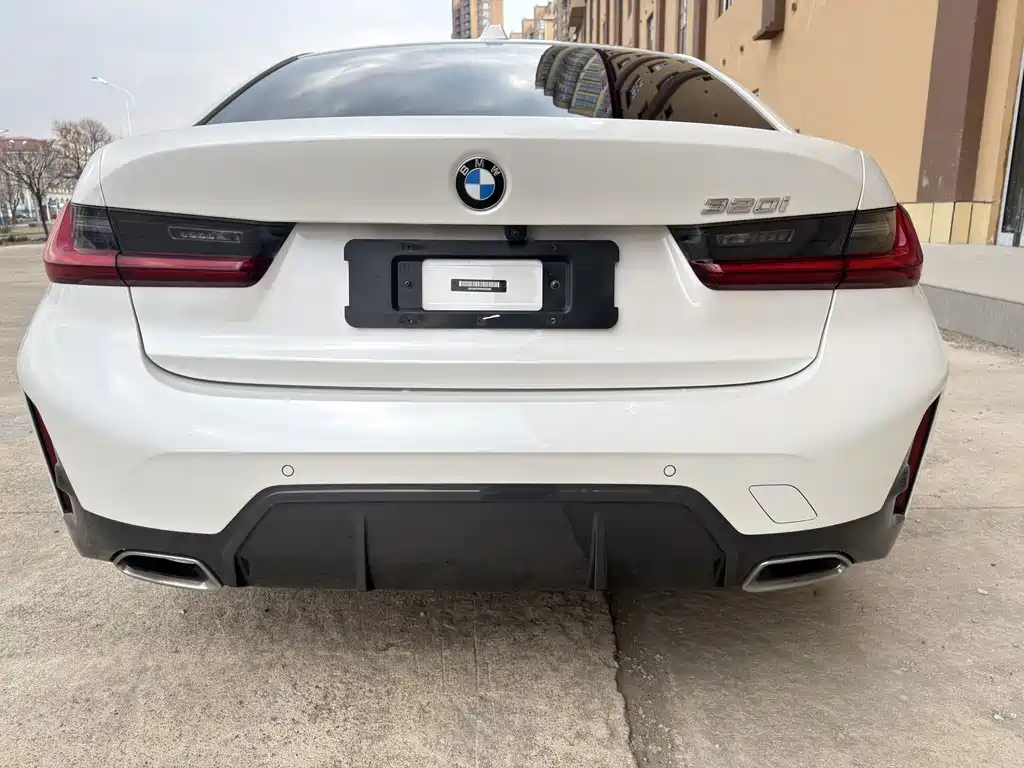 BMW 3 Series 2023