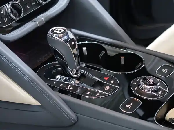 Bentley Bentayga 2022