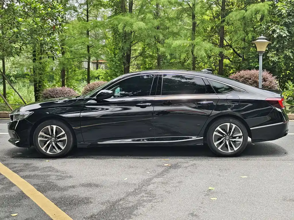 Honda Accord 2023 — фото 4