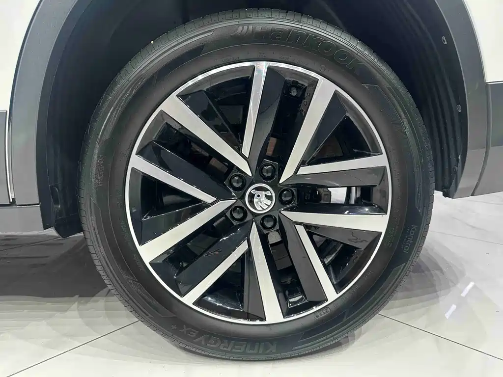 Skoda Kamiq 2023 — фото 19