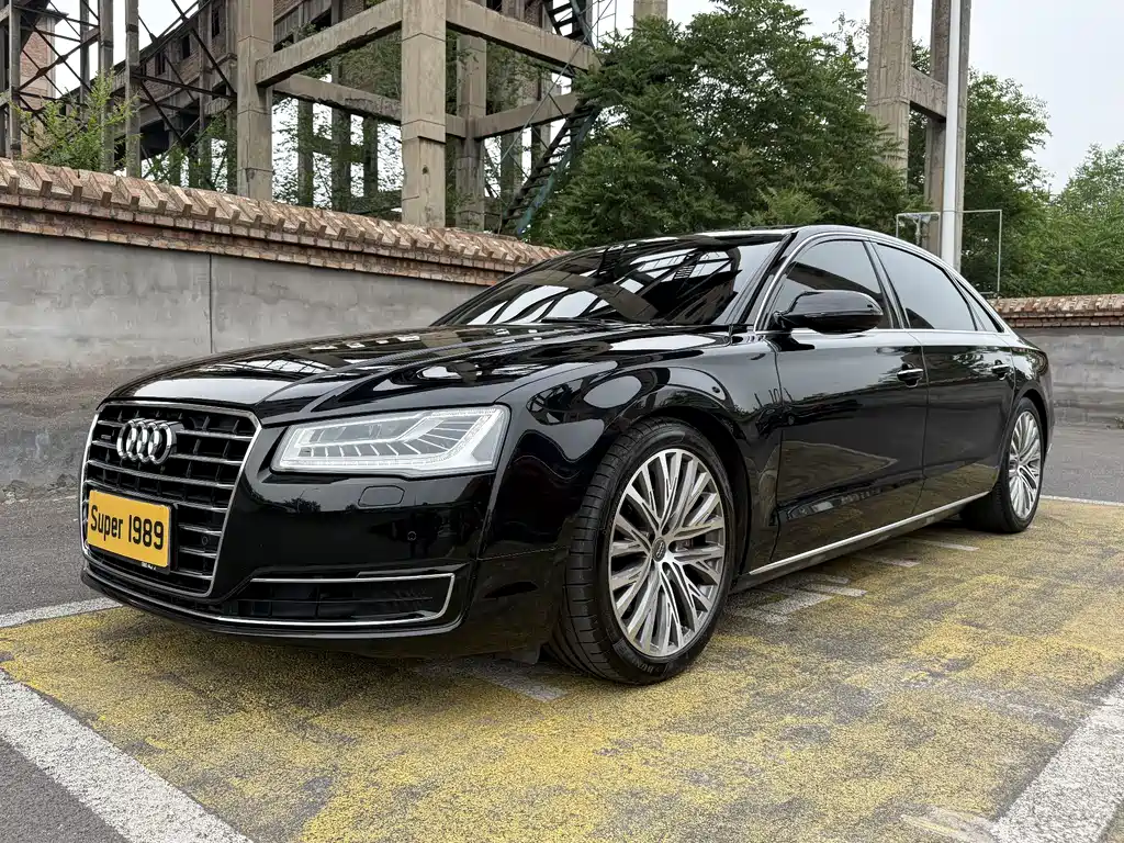 Audi A8 2015