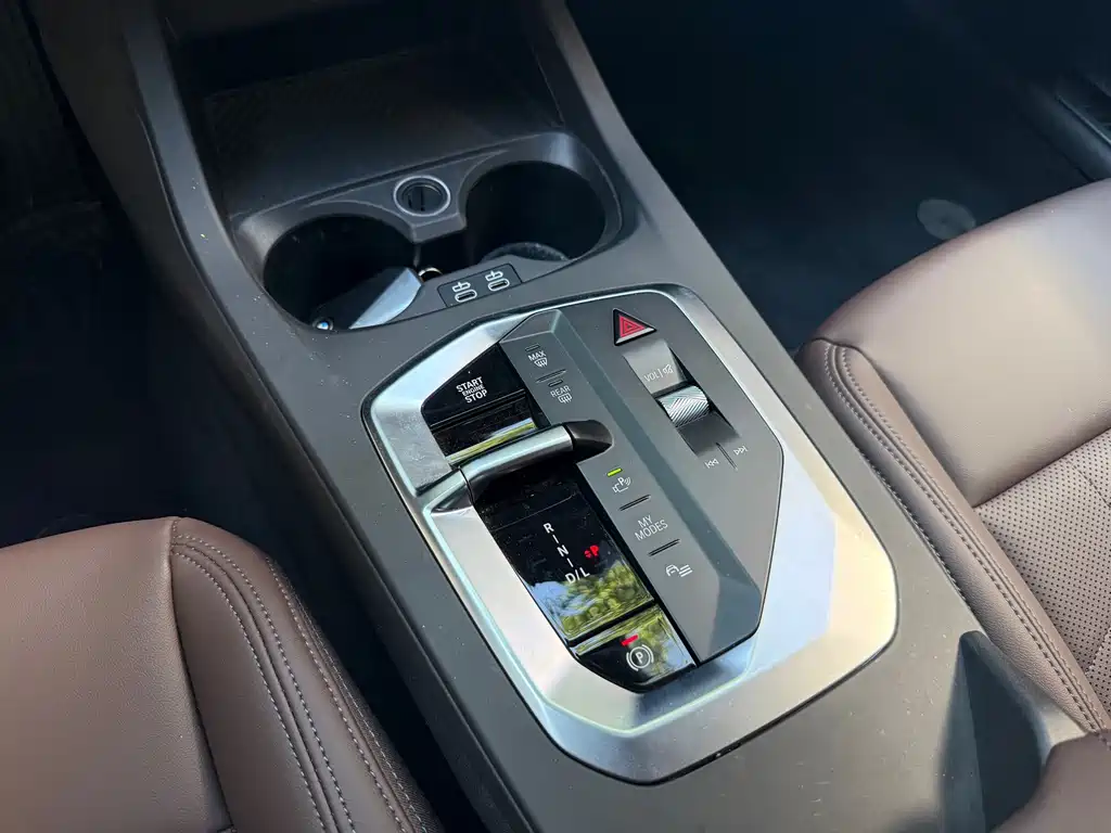 BMW 2 Series 2025 — фото 16