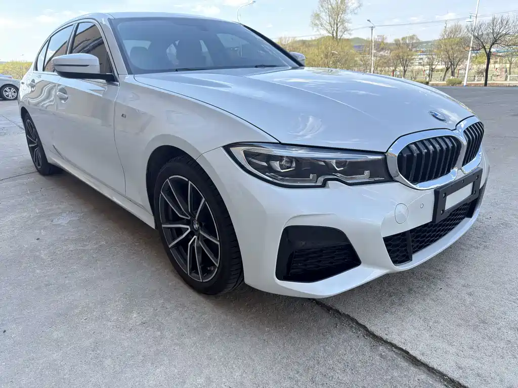 BMW 3 Series 2022