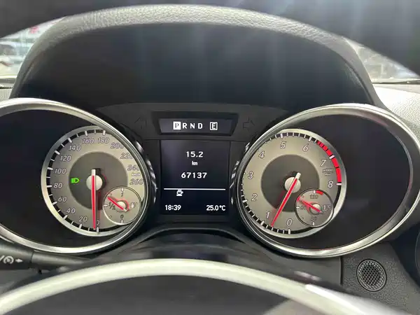 Mercedes-Benz SLK-Class 2012