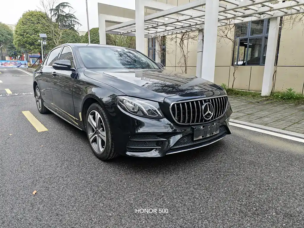 Mercedes-Benz E-Class 2018 — фото 3