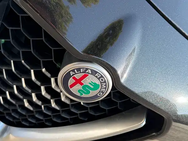 Alfa Romeo Stelvio 2019