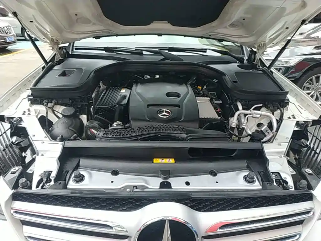 Mercedes-Benz GLC 2018 — фото 20