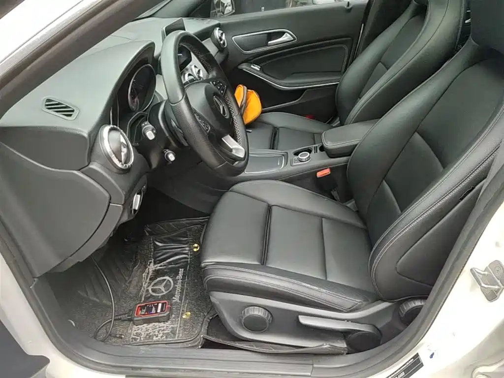Mercedes-Benz CLA 2018 — фото 15