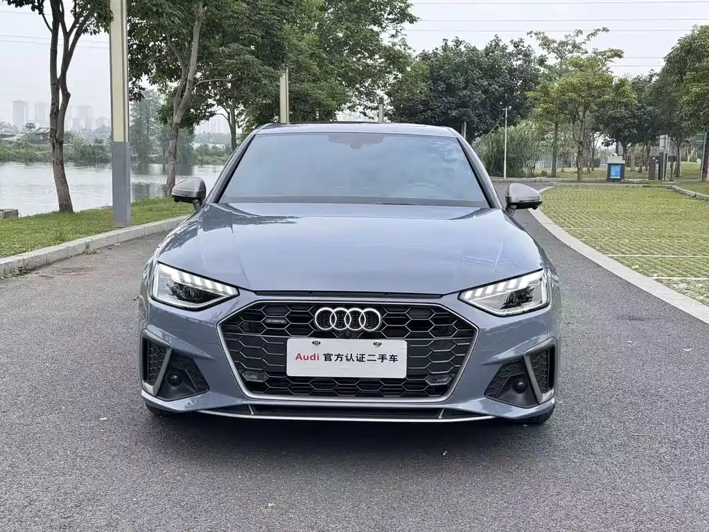 Audi A4L 2022 — фото 2