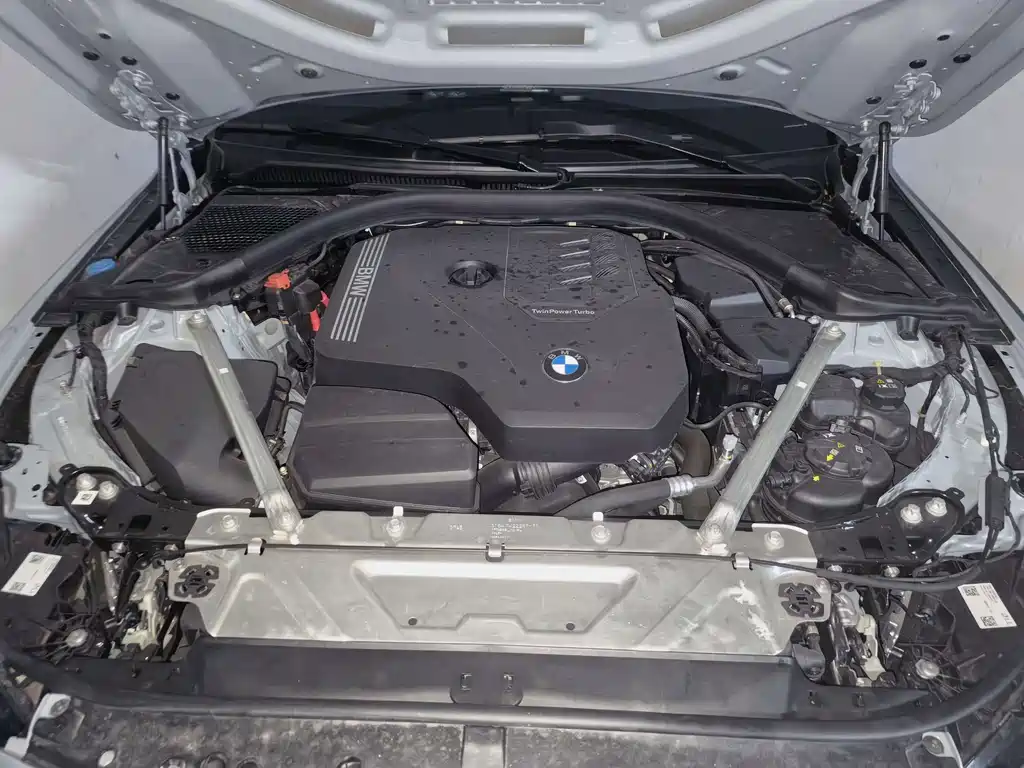 BMW 4 Series 2025 — фото 9