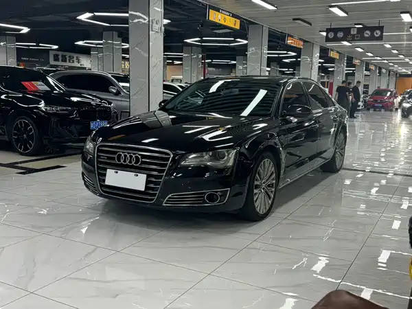Audi A8 2013
