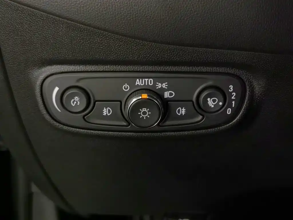 Chevrolet Equinox 2020 — фото 21