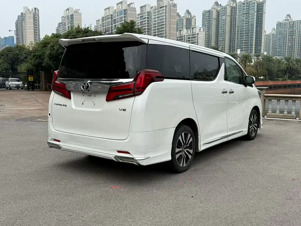 Toyota Alphard 2019 — фото 6