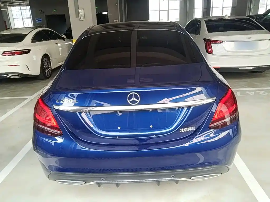 Mercedes-Benz C-Class 2021