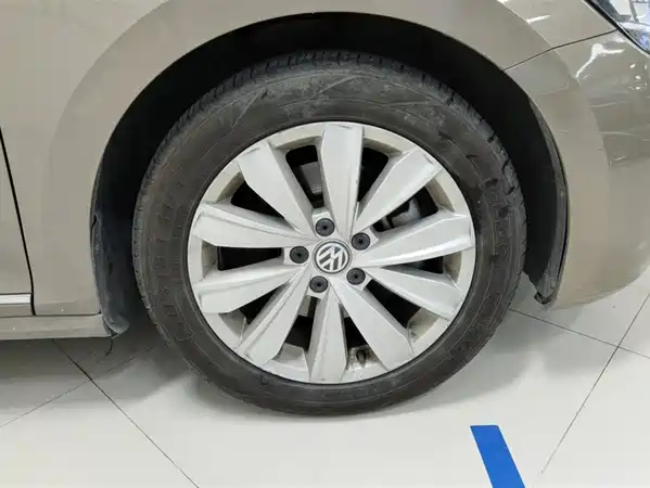 Volkswagen Passat 2020