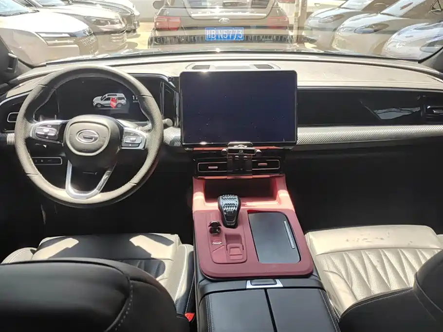 GAC Motor Trumpchi GS8 2021 — фото 12