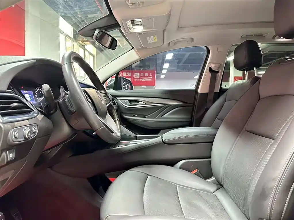 Buick Enclave 2022