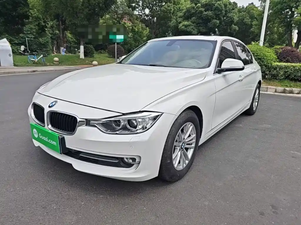 BMW 3 Series 2014 — фото 1