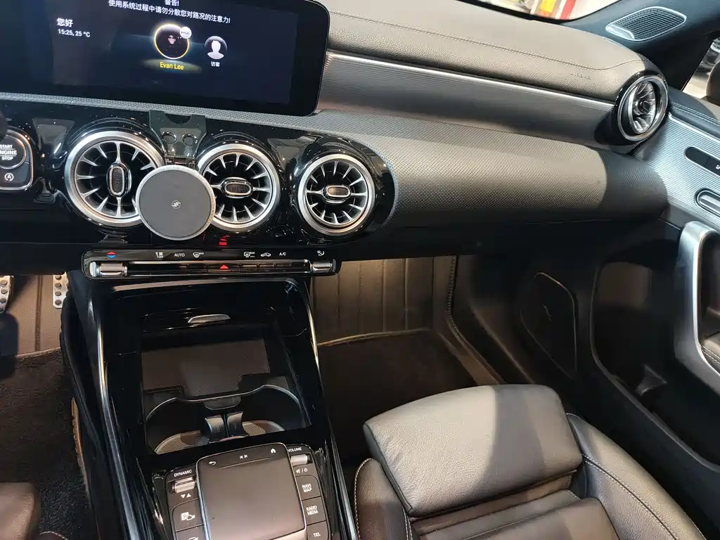 Mercedes-Benz A-Class AMG 2023 — фото 12