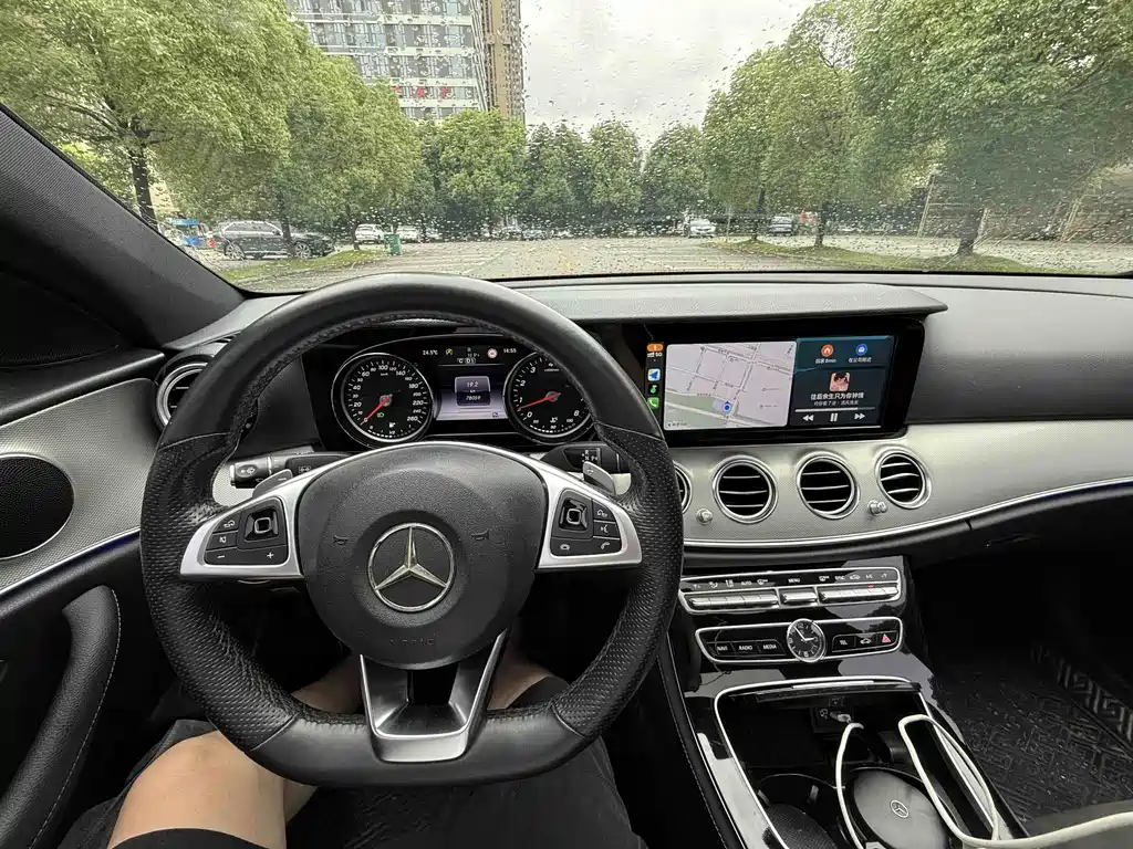 Mercedes-Benz E-Class 2017