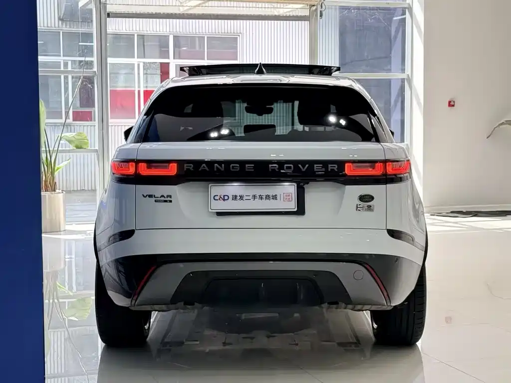 Land Rover Velar 2019 — фото 7