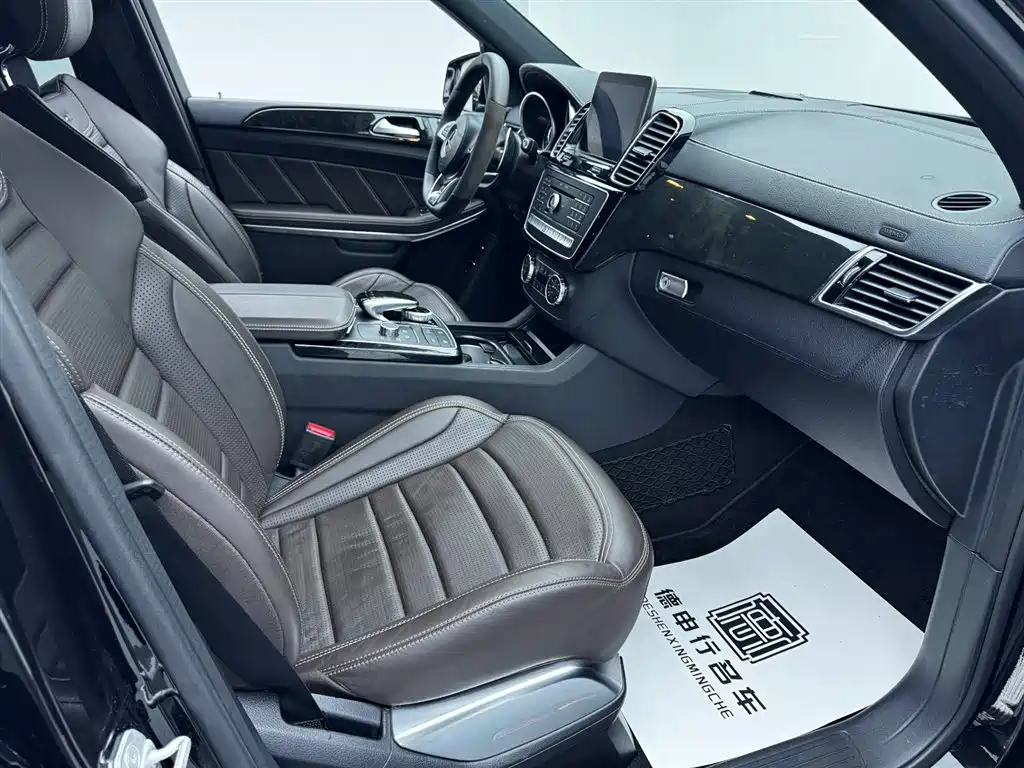 Mercedes-Benz GLS AMG 2016 — фото 22