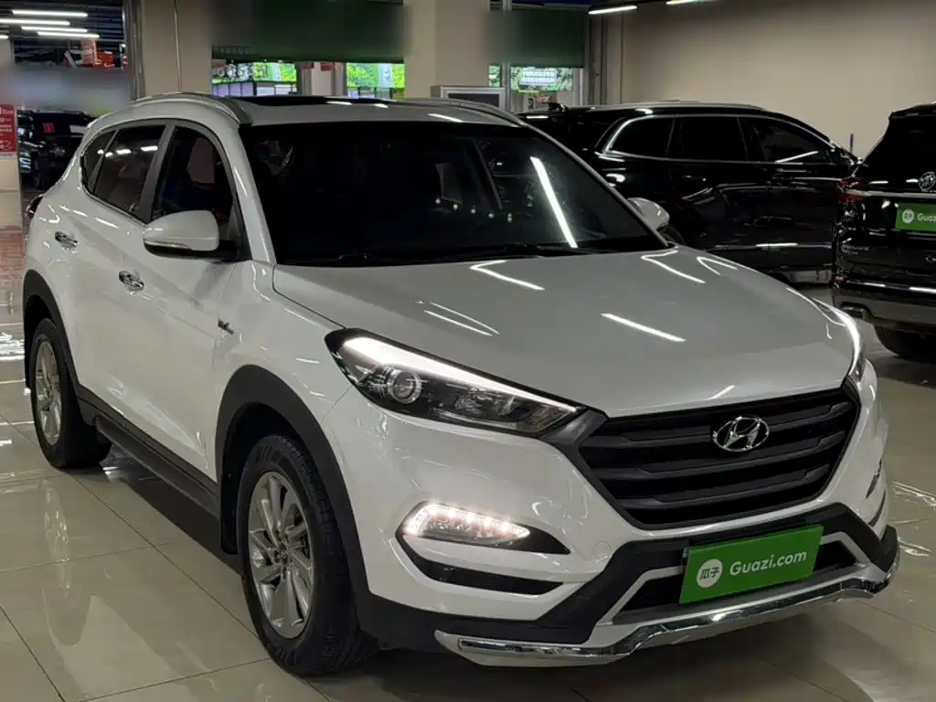 Hyundai Tucson 2018 — фото 10