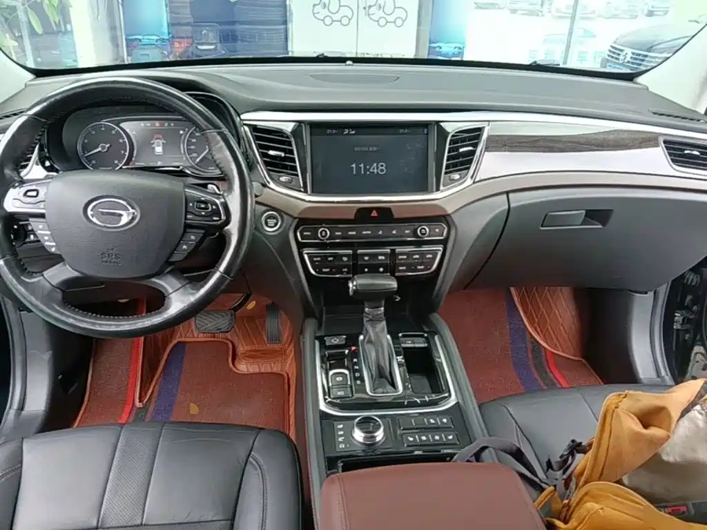 GAC Motor Trumpchi GS8 2018 — фото 10