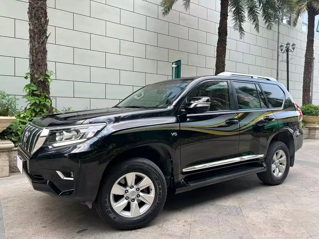 Toyota Prado 2019 — фото 2