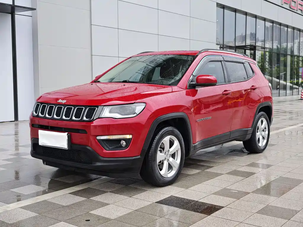 Jeep Compass 2017 — фото 1