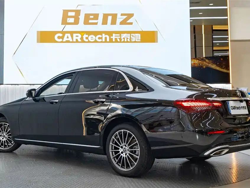 Mercedes-Benz E-Class 2024