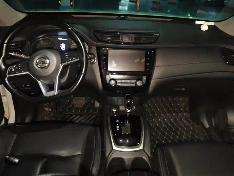Nissan X-Trail 2020 — фото 12
