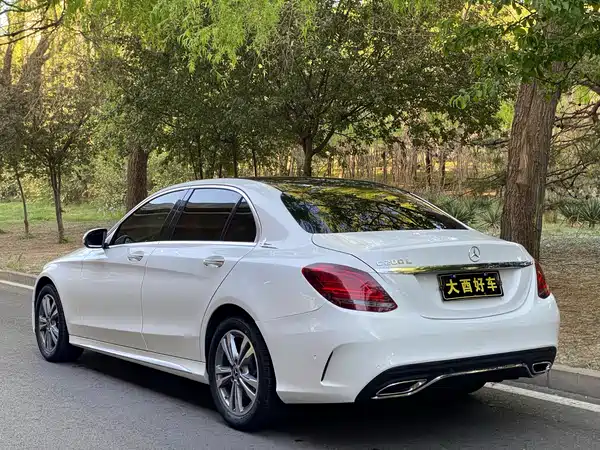 Mercedes-Benz C-Class 2021