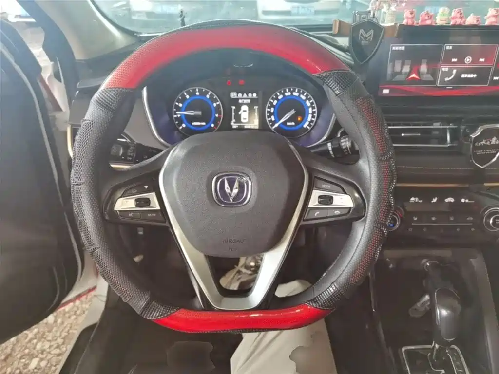 Changan Eado DT 2018 — фото 11
