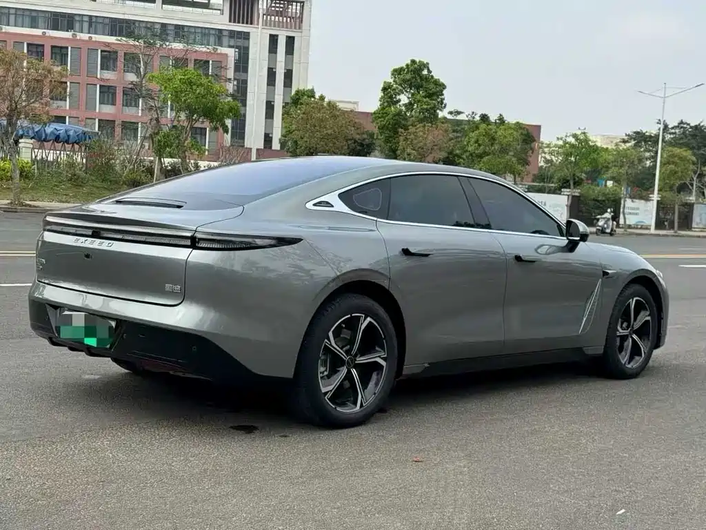 Exeed Xingjiyuan ES 2024 — фото 3