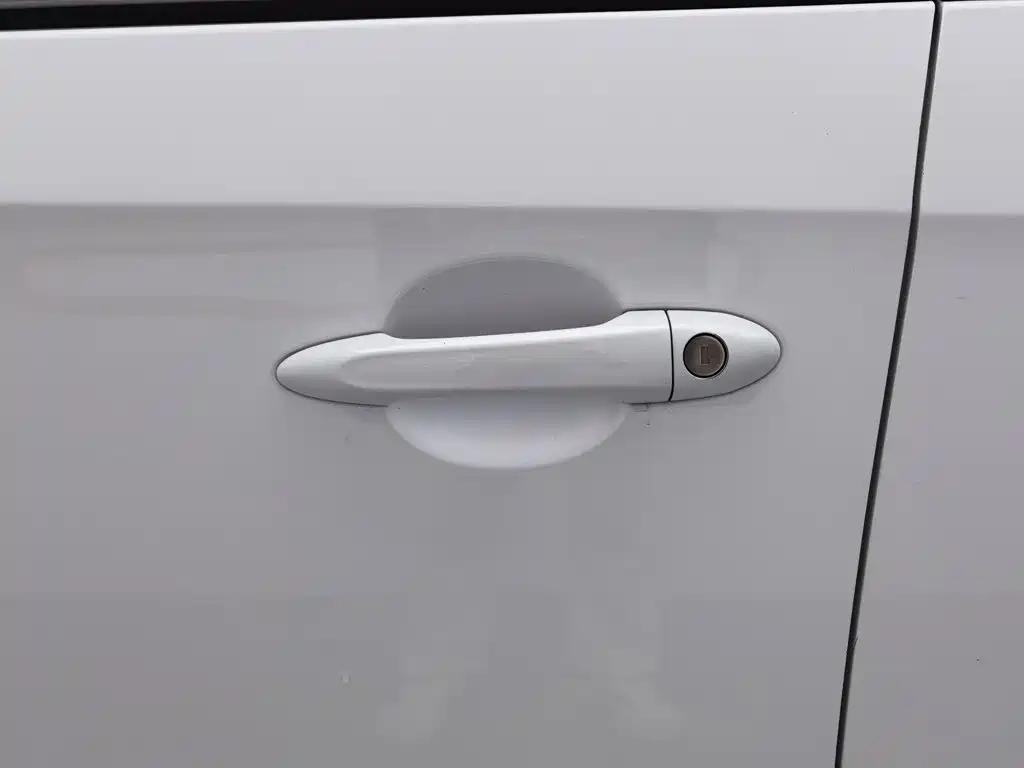 Buick Excelle 2017 — фото 18