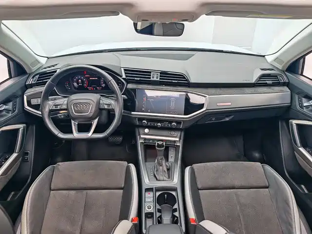 Audi Q3 2020 — фото 16