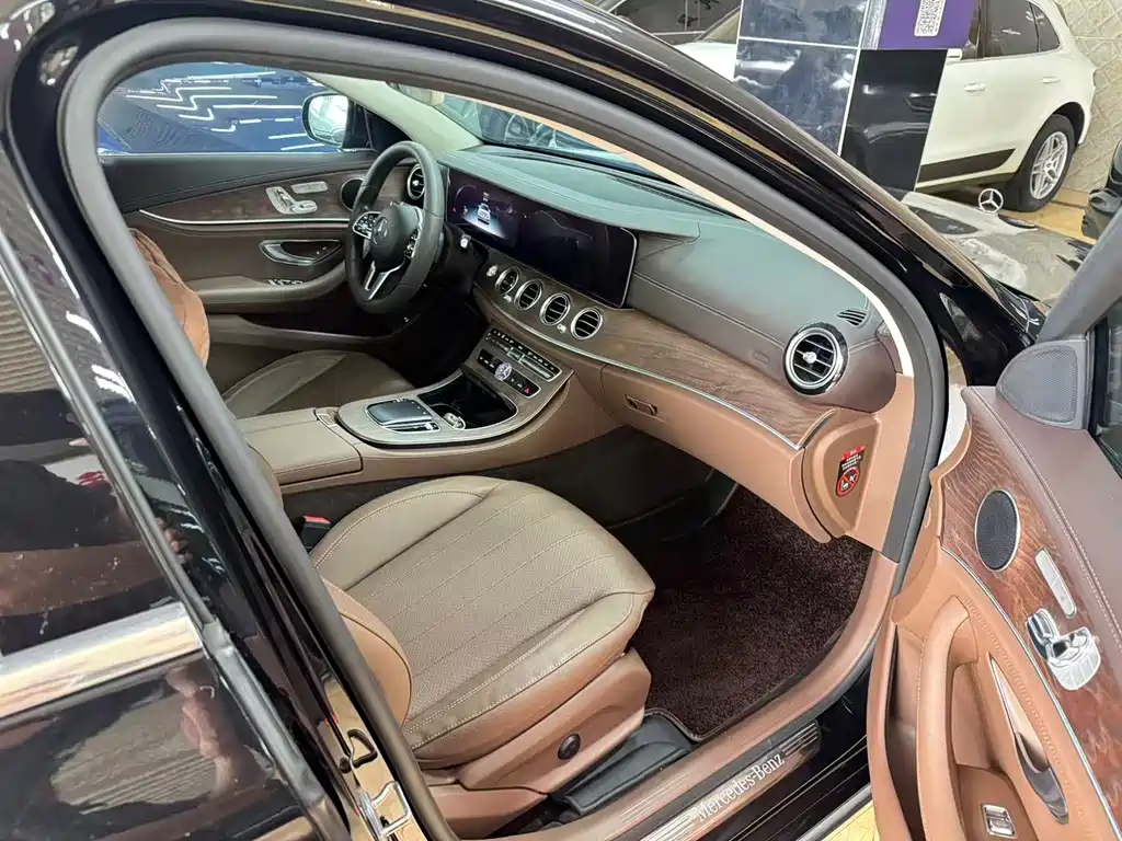 Mercedes-Benz E-Class 2020