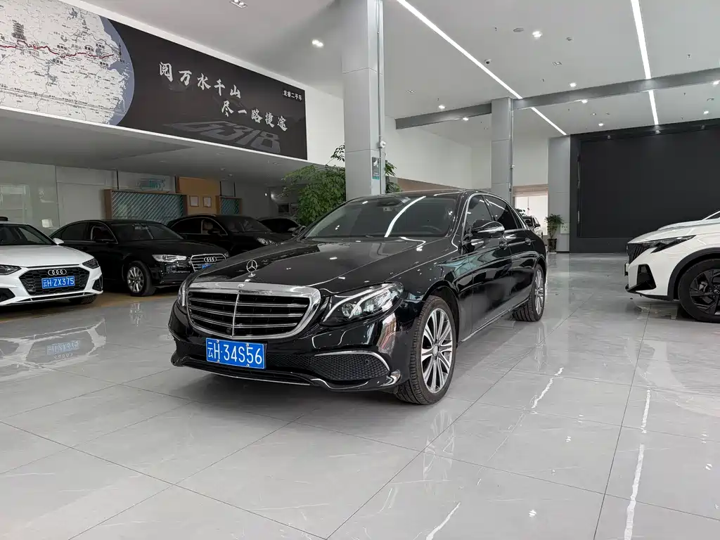 Mercedes-Benz E-Class 2016 — фото 17