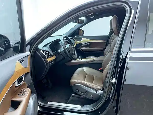 Volvo XC90 2022