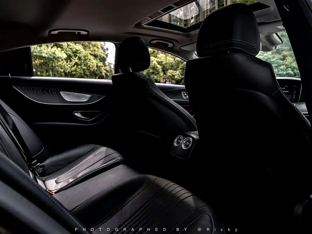 Mercedes-Benz CLS 2019 — фото 10