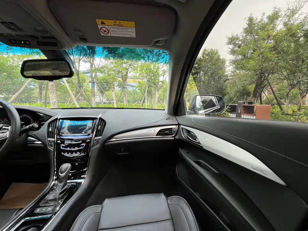 Cadillac ATS-L 2018 — фото 13