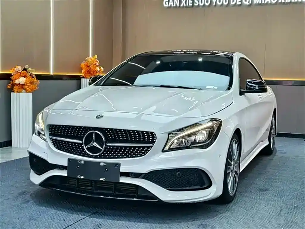 Mercedes-Benz CLA 2015