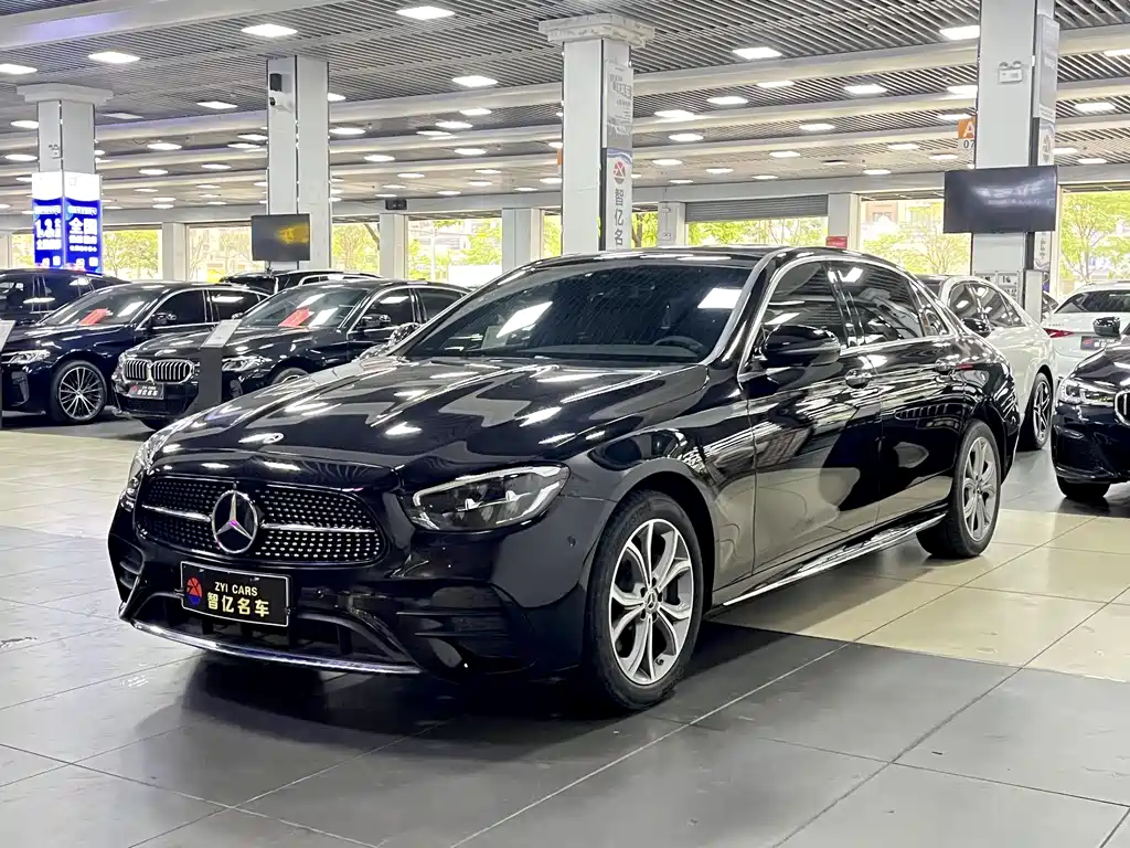 Mercedes-Benz E-Class 2023 — фото 1